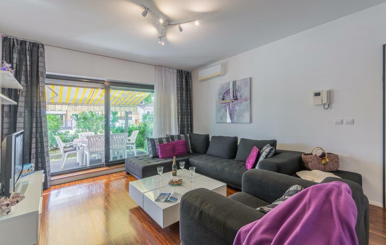 Luxury Apartment Lella Rovinj Exterior photo